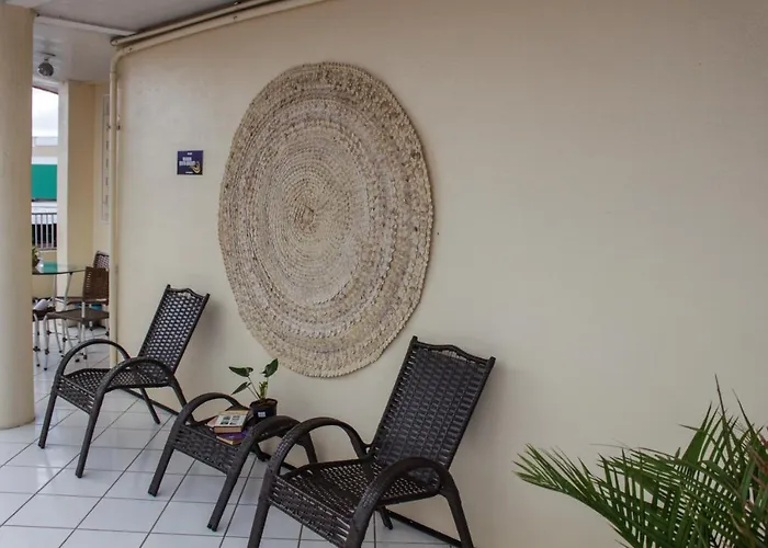 Hotel Monólitos