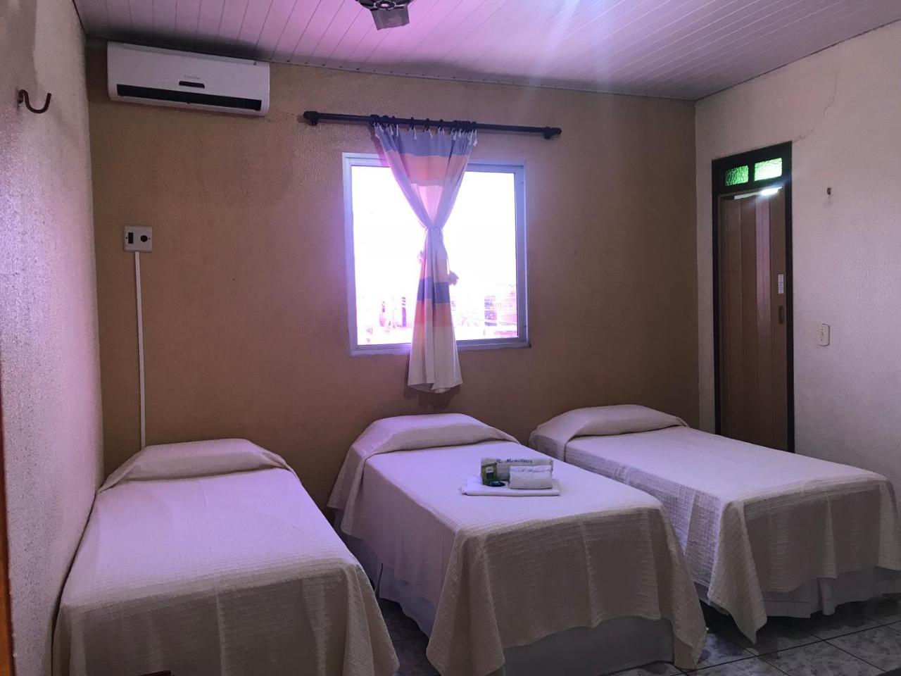 Hotel Monólitos 2*